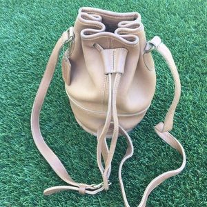 Rare vintage Coach leather bucket bag in EUC #9963